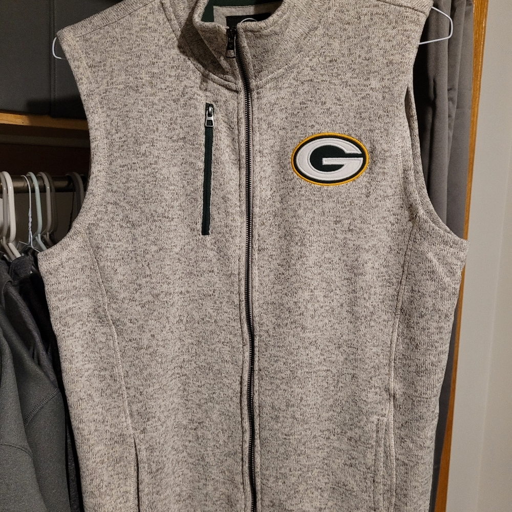 Brand 47 full zip Gray lightweight Vest (Green Bay Packers)